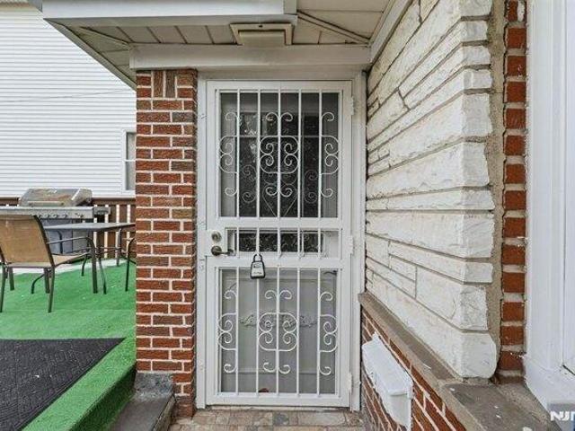 House for sale in Fairview, New Jersey