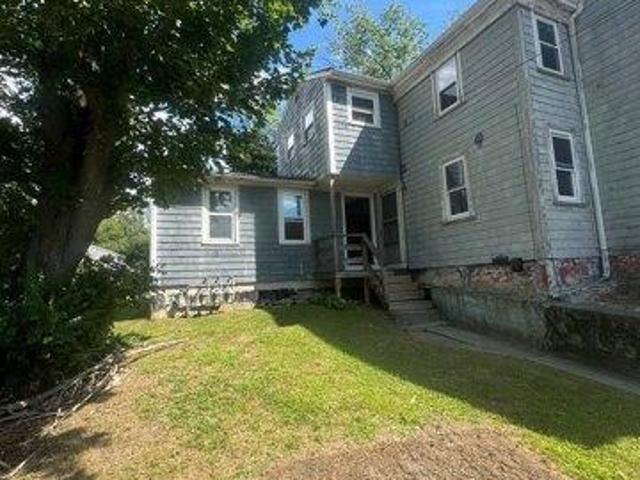 House for sale in Steep Brook, Fall River