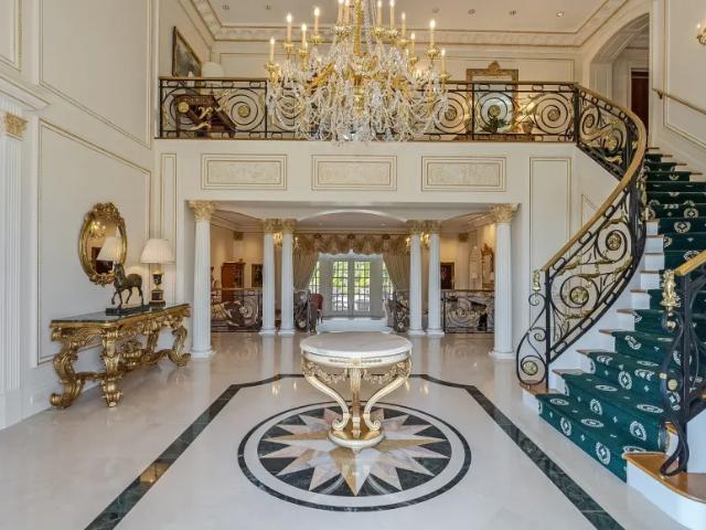 House for sale in Far Hills, New Jersey