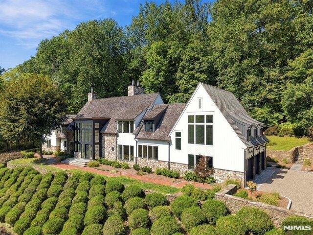 House for sale in Bernardsville, Somerset County