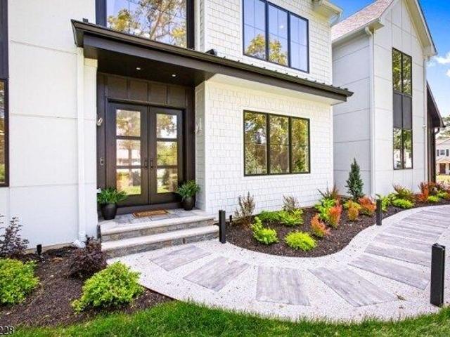 House for sale in Florham Park, New Jersey