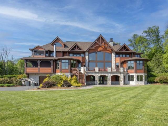 House for sale in Augusta, New Jersey