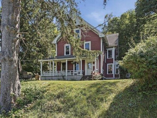 House for sale in Hardwick, Massachusetts