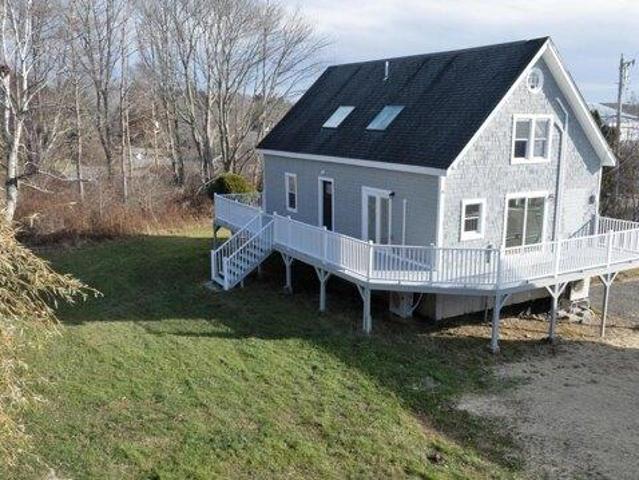House for sale in Bailey Island, Maine