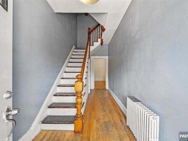 House for sale in Hudson, New Jersey