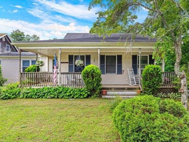 House for sale in Harwich, Barnstable County