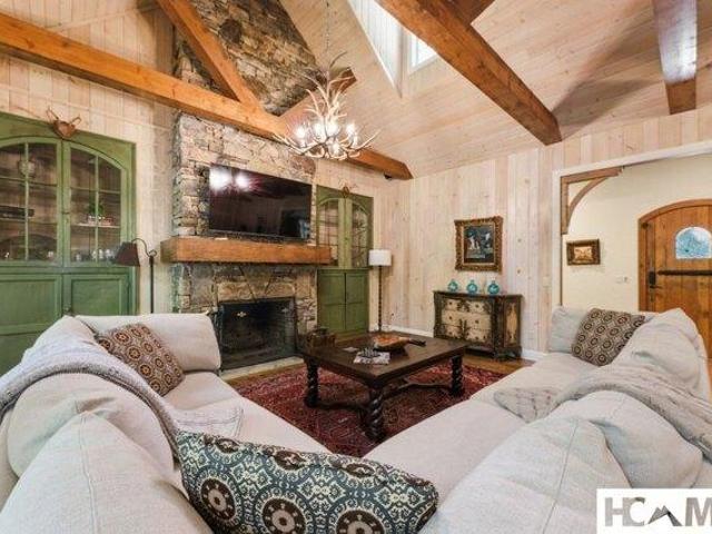 House for sale in Highlands, North Carolina