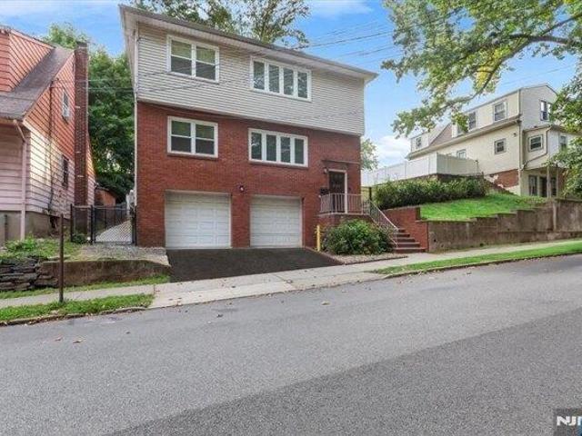 House for sale in Hillside, New Jersey