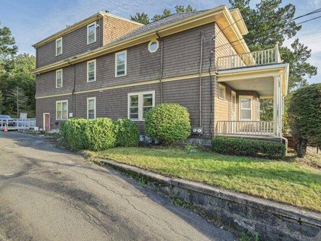 House for sale in Holbrook, Norfolk County