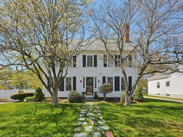 House for sale in Holliston, Massachusetts