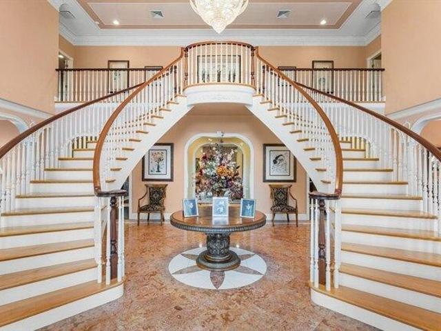 House for sale in Hopedale, Massachusetts