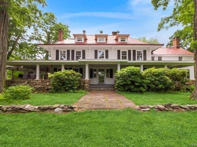 House for sale in Holmes, New York