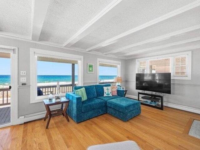 House for sale in Hull, Massachusetts