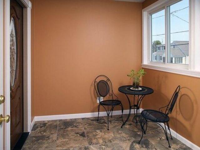 House for sale in Nantasket Beach, Hull