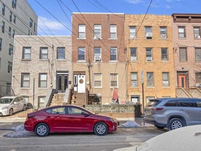 House for sale in Hudson, New Jersey