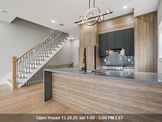 House for sale in Hudson, New Jersey
