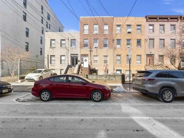 House for sale in Hudson, New Jersey