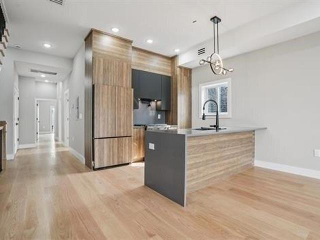House for sale in Hudson, New Jersey