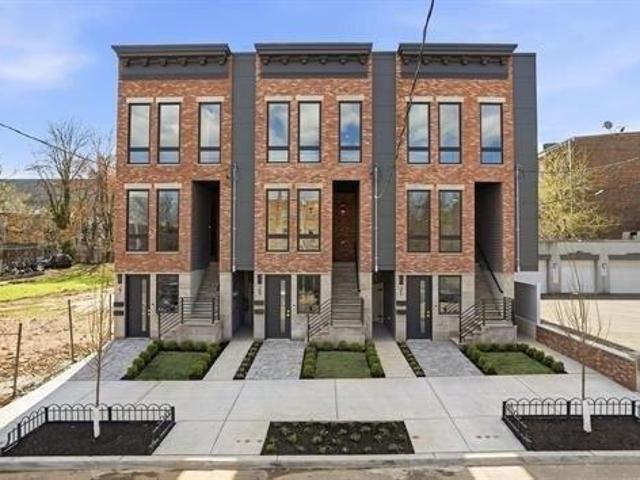 House for sale in Hudson, New Jersey