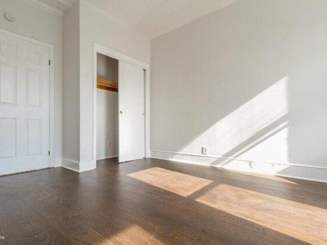 House for sale in Hudson, New Jersey