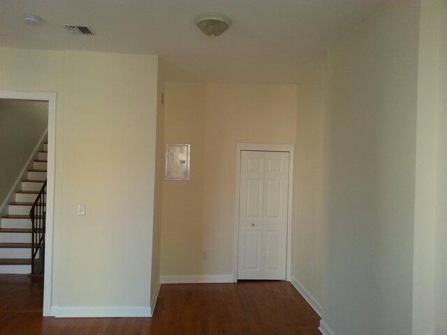 House for sale in Hudson, New Jersey