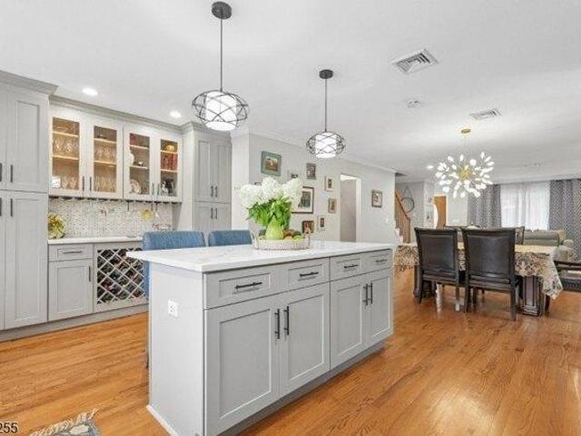 House for sale in Kenilworth, New Jersey