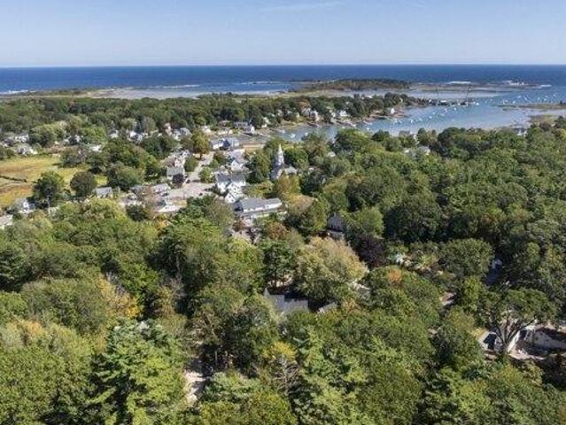 House for sale in Kennebunkport, Maine