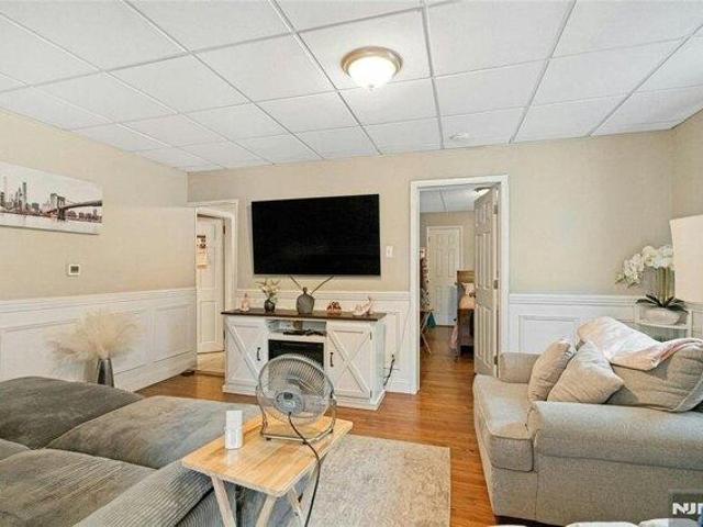 House for sale in Little Ferry, New Jersey
