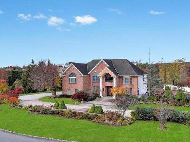 House for sale in Huntington, New York