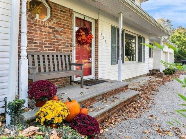 House for sale in Brasch Farms, Middletown Township