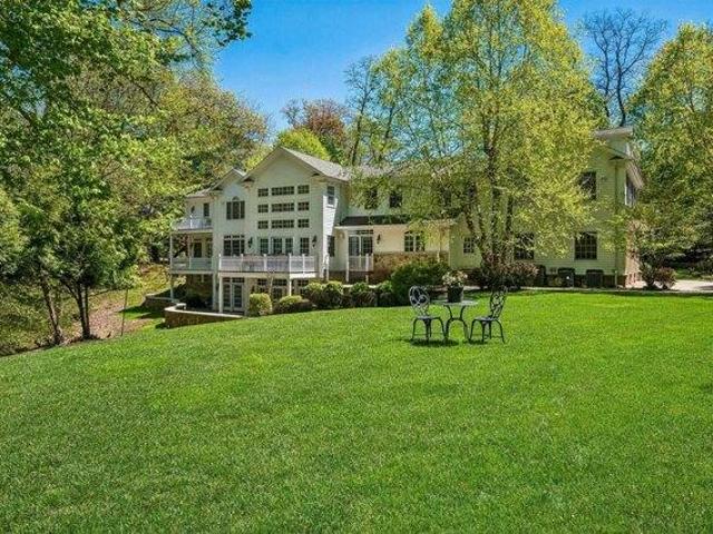 House for sale in Millburn, New Jersey
