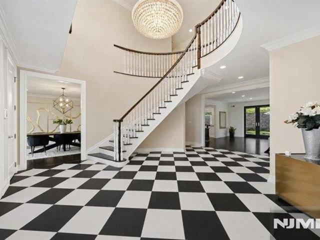House for sale in Upper Montclair, Montclair