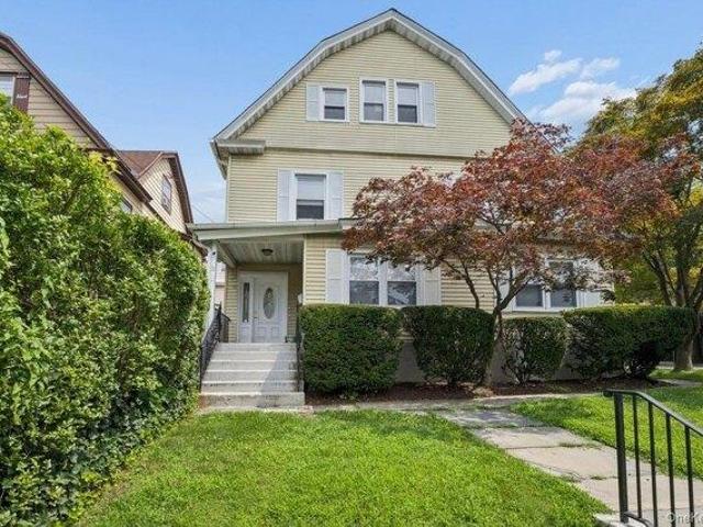 House for sale in Mount Vernon, New York