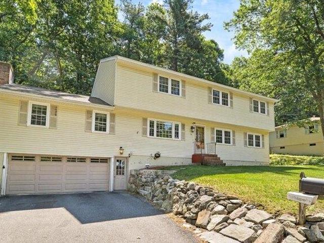 House for sale in Ward 8, Nashua
