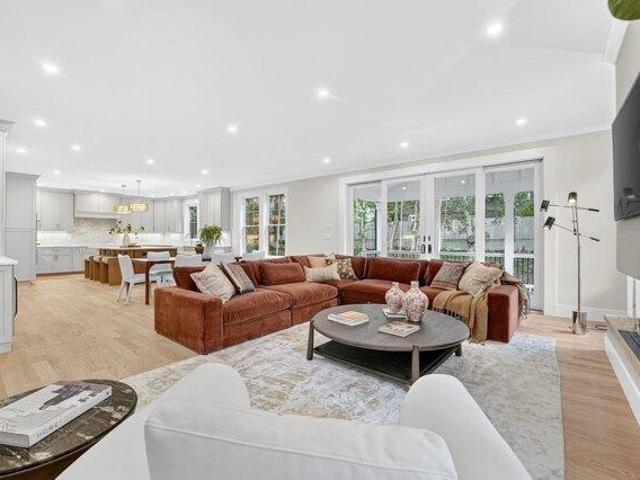 House for sale in Needham Heights, Needham