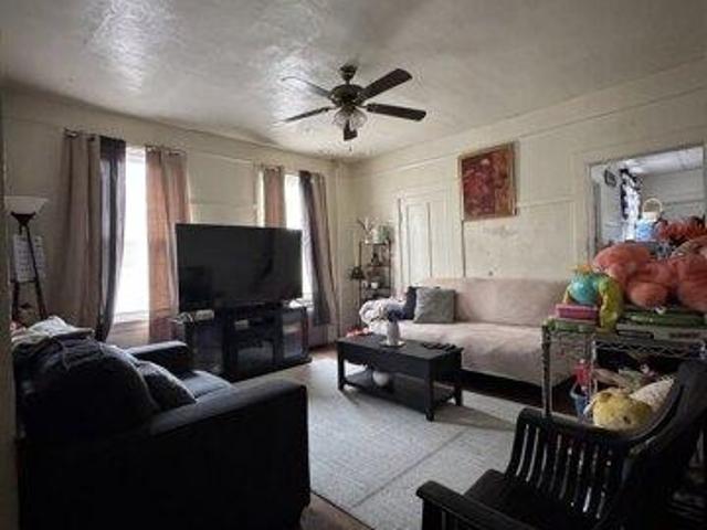 House for sale in New London, Connecticut