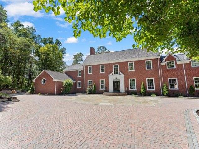 House for sale in Gaylordsville, Connecticut