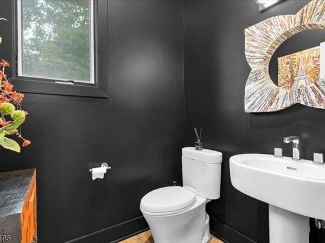 House for sale in New Providence, New Jersey
