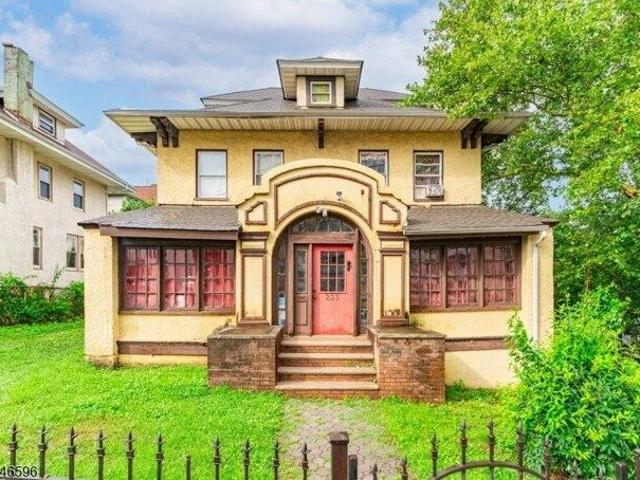 House for sale in Newark, New Jersey