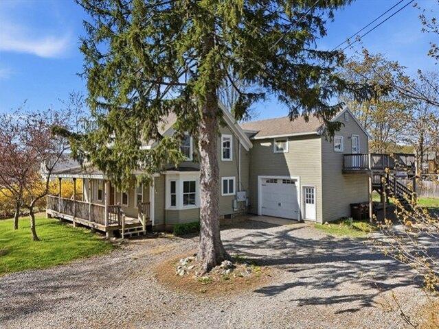House for sale in Byfield, Massachusetts