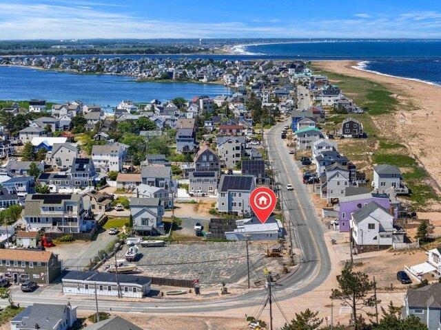 House for sale in Byfield, Massachusetts