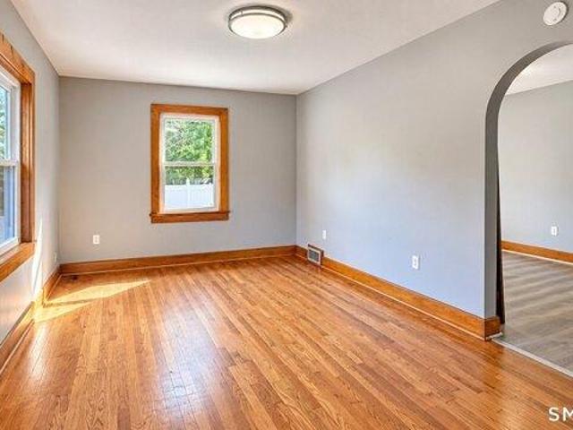 House for sale in Laurel Hill, Norwich