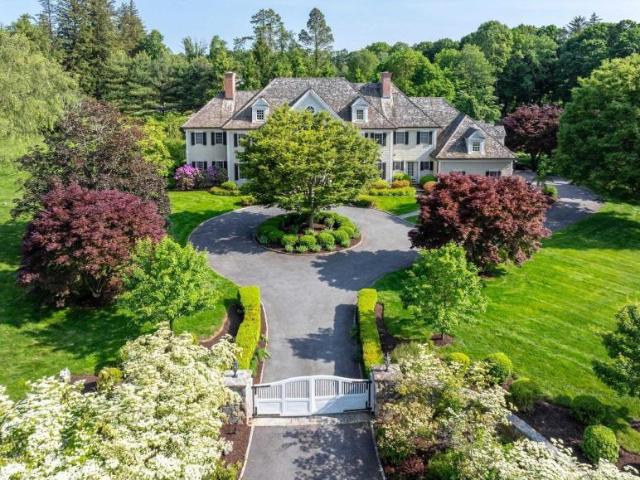 House for sale in Pound Ridge, New York