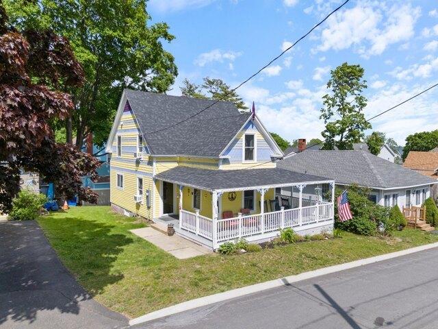 House for sale in Maine