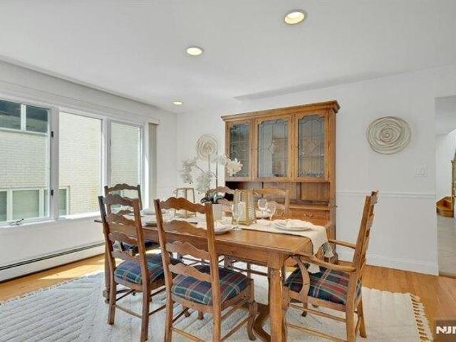 House for sale in Palisades Park, New Jersey