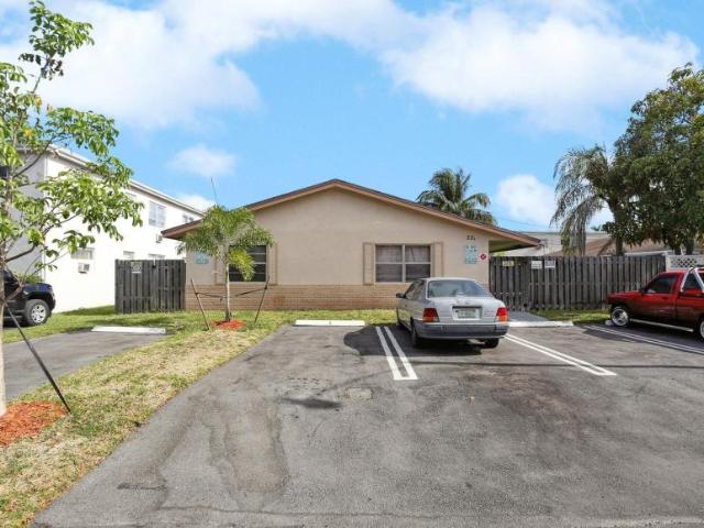 House for sale in Pompano Beach