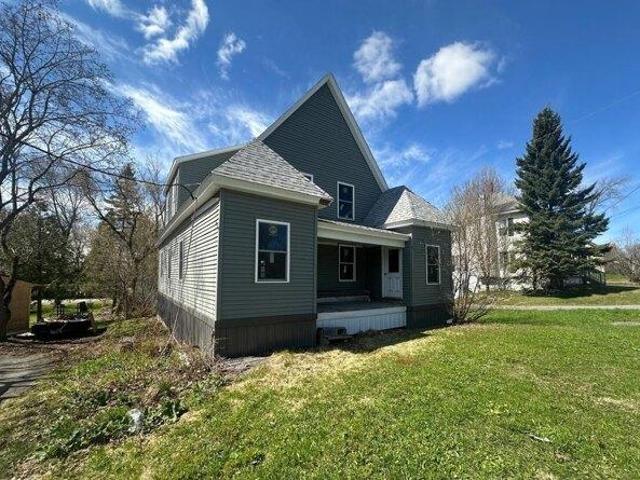 House for sale in Presque Isle, Maine