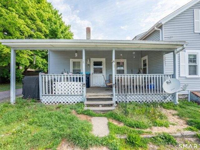 House for sale in Putnam, Connecticut