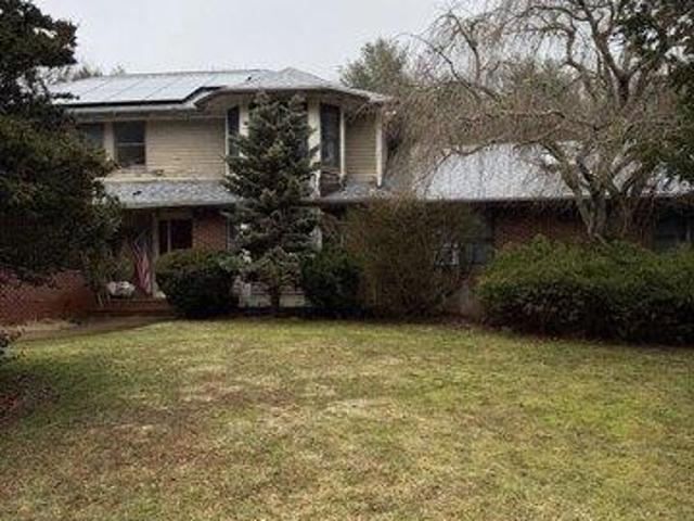 House for sale in Rochester, Massachusetts
