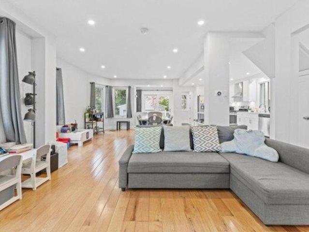 House for sale in Rutherford, New Jersey